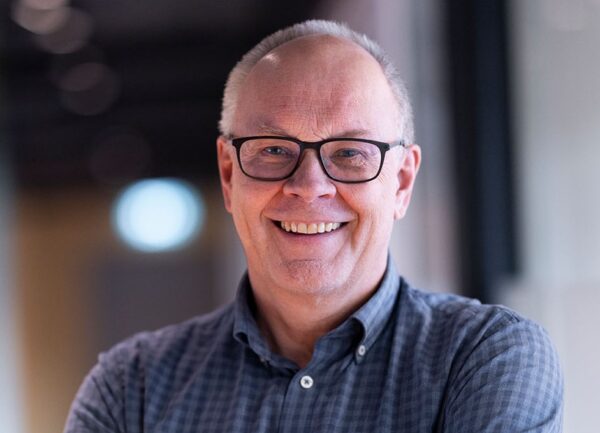 Tor Hellestøl